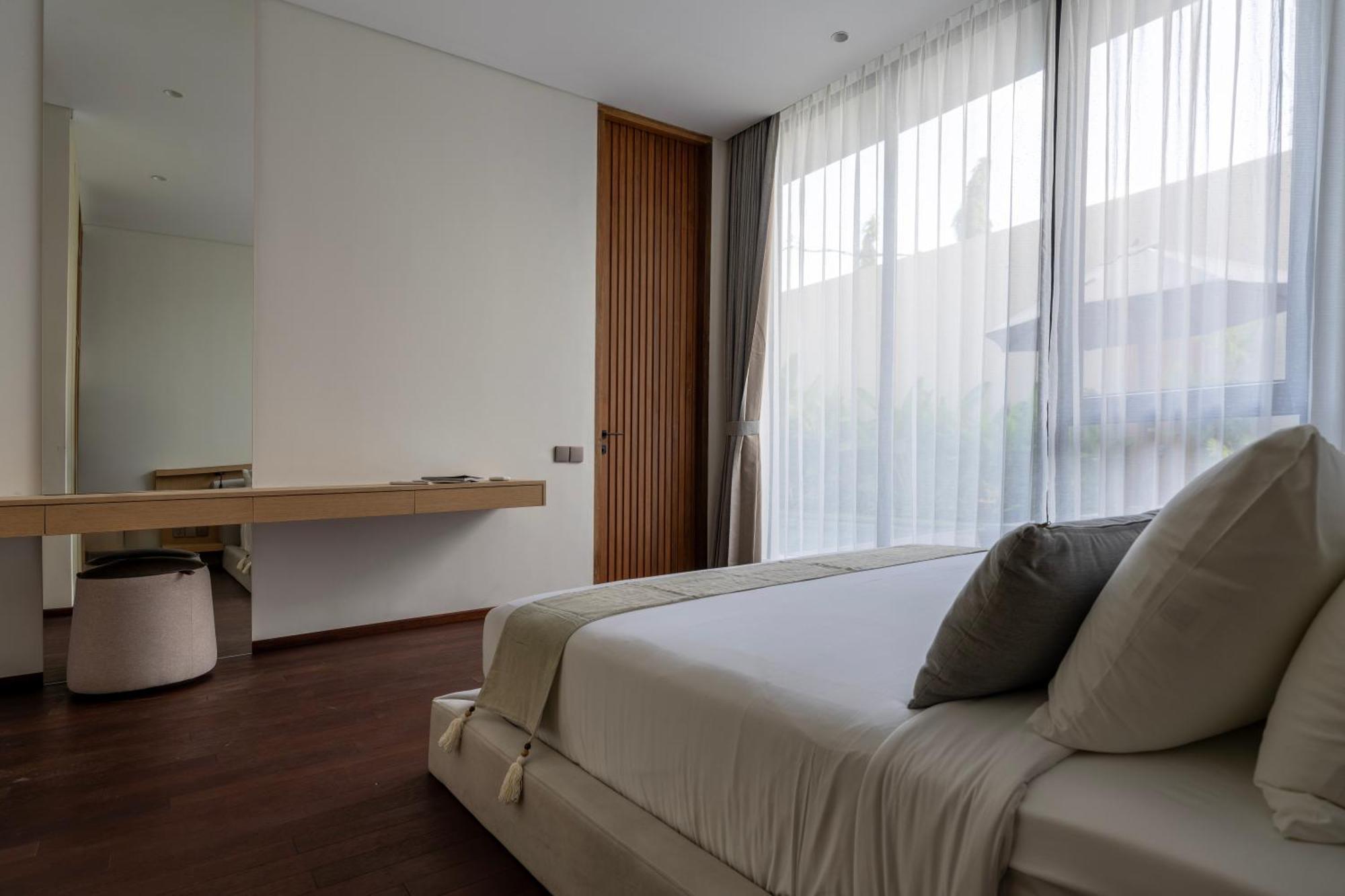 Trident-2 In Batu Bolong Changgu Apartment *